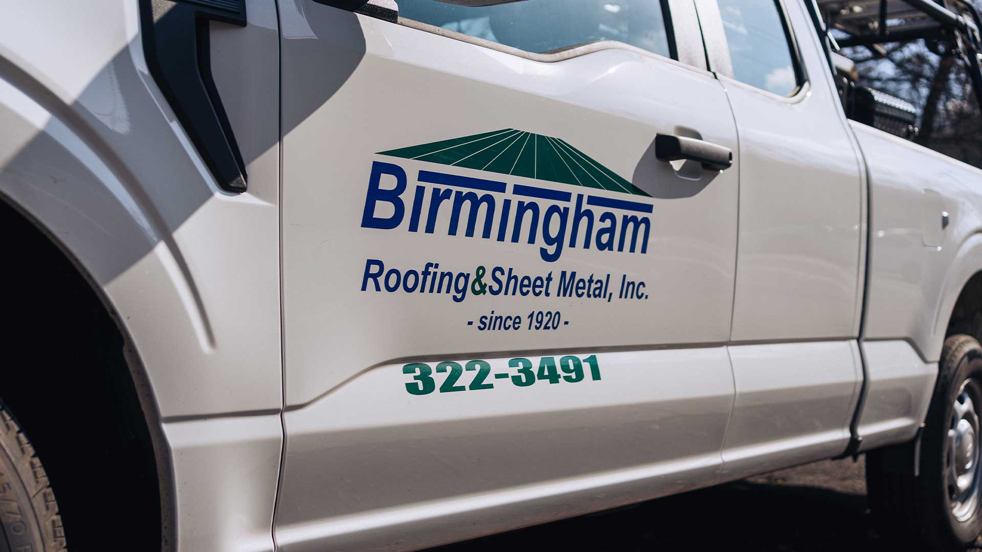 Birmingham Roofing work crew on site